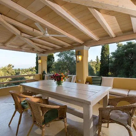 Titania Il Giardino Segreto Di Prospero וילה *